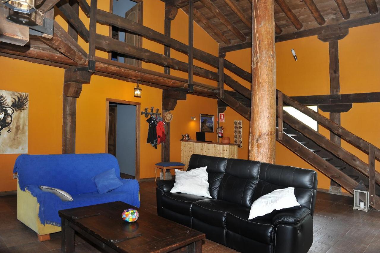La Cabana De Sara Vinuesa Exterior photo